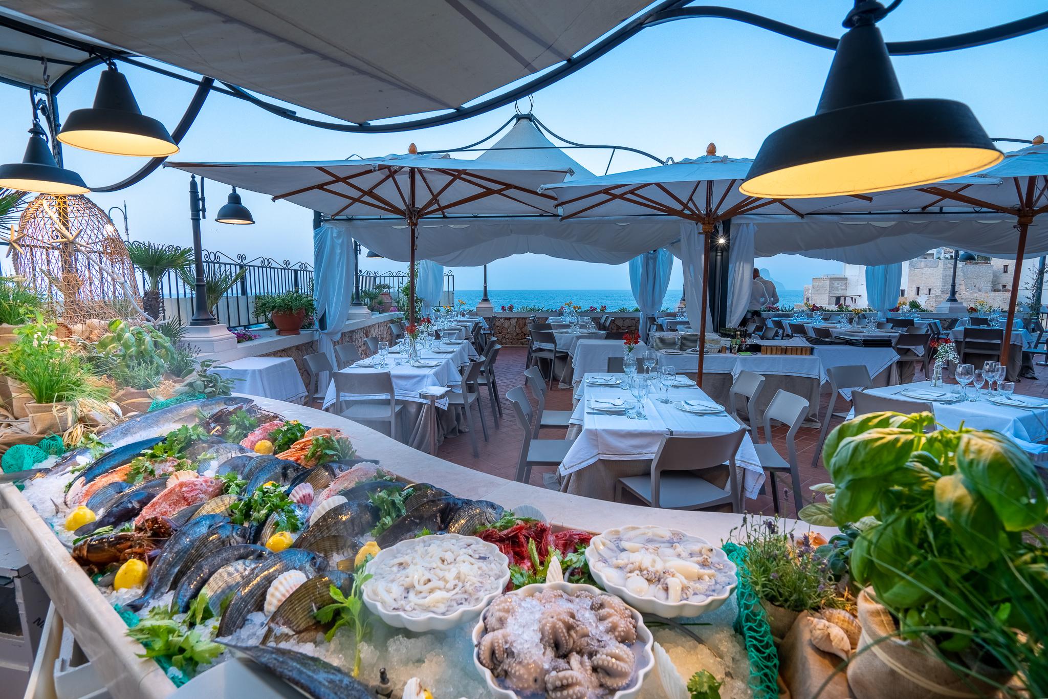 Covo Dei Saraceni Hotel โปลีญาโนอามาเร ภายนอก รูปภาพ